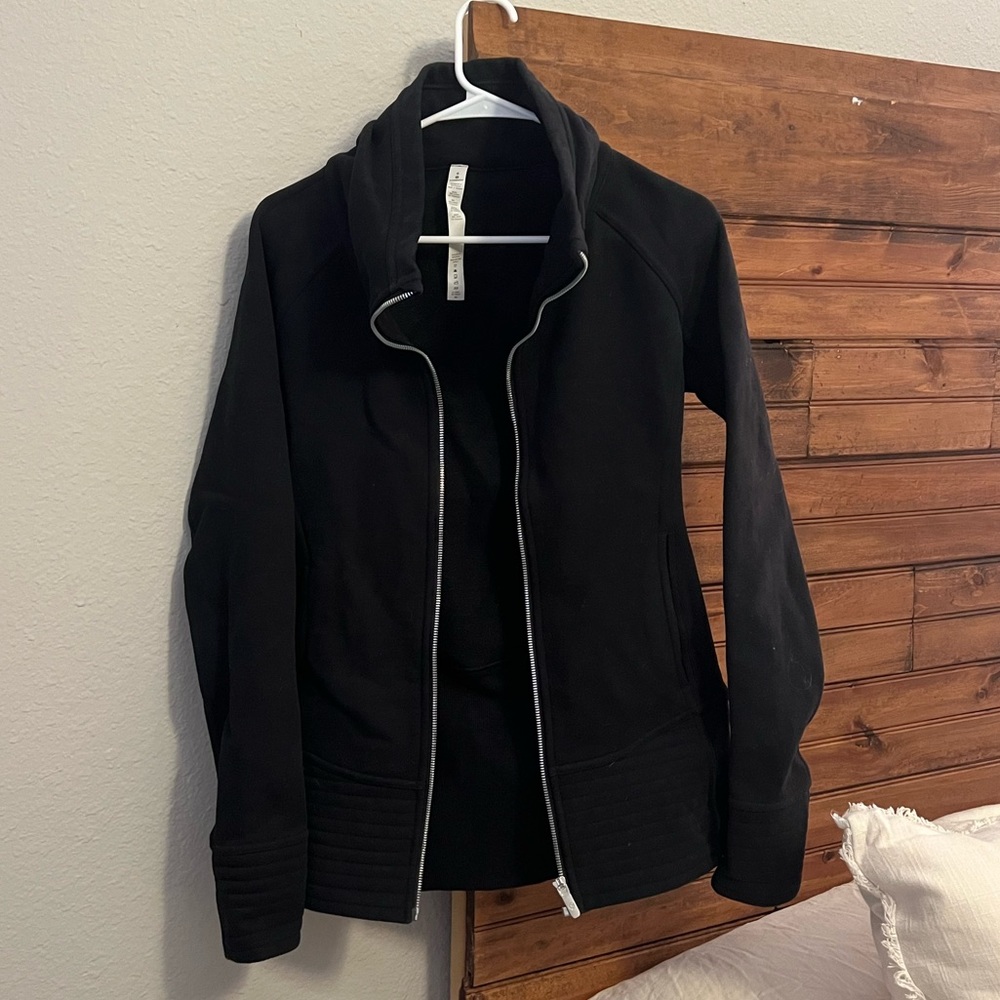 Lulu lemon black athletic jacket